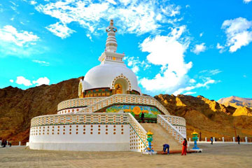 Leh Ladakh Tour from Amritsar